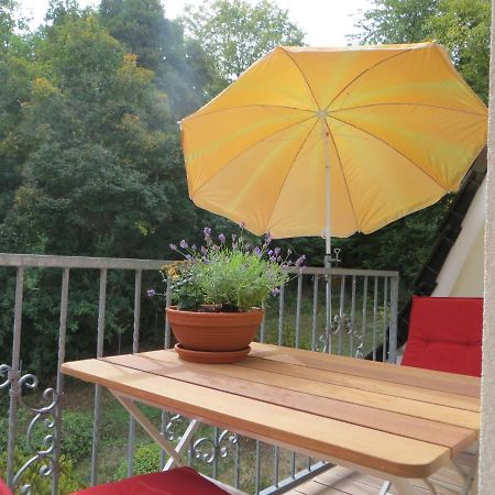 Weisses-Haus-Am-Kurpark-Fewo-Bergblick Bad Suderode Zewnętrze zdjęcie